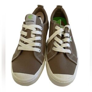 Cariuma OCA Brown Sneakers Size 7.5